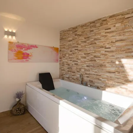 Awesome In With Sauna Appartement *