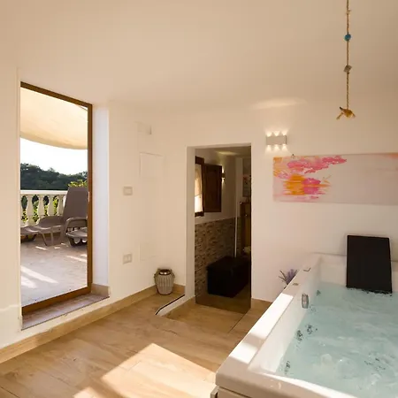 Appartement Awesome In With Sauna Cetraro